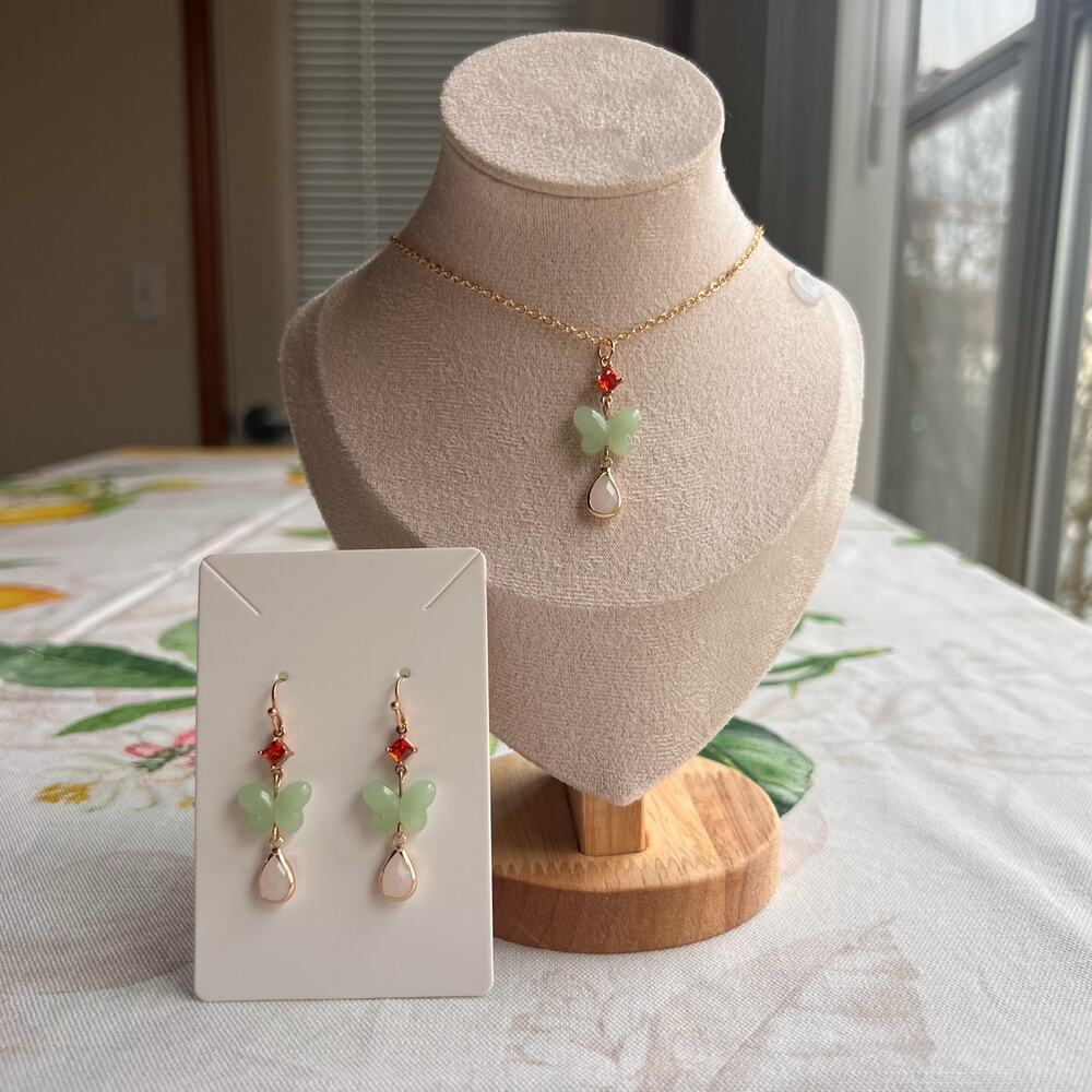 Spring Carnelian Mint Lime Jade Butterfly Jewelry Set, Spring Novelty Fun Gift